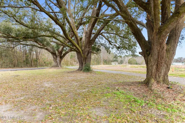 $245,000 | 5901 Lum Reeves Road, Lucedale, MS 39452