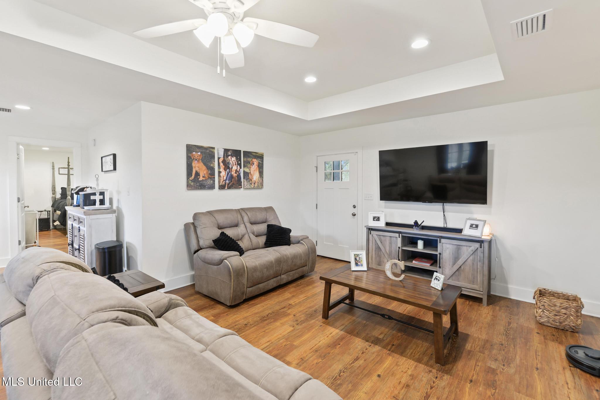 5901 Lum Reeves Road Lucedale, MS 39452 - Photo 7 of 25 IMG_6244