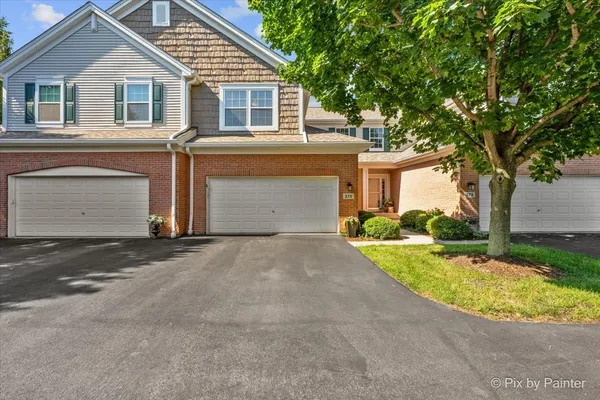 $425,000 | 375 Wolcott Lane, Unit 375, Batavia, IL 60510