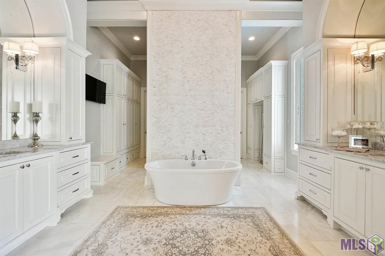 4726 Oak Estates Lane Baton Rouge, LA 70809 - Photo 11 of 37