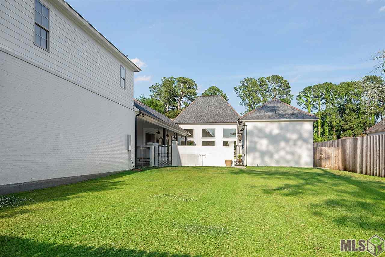 4726 Oak Estates Lane Baton Rouge, LA 70809 - Photo 6 of 37