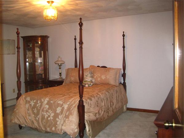 6 Pillings Pond Road Lynnfield, MA 01940 - Photo 13 of 20 Gallery Image 13