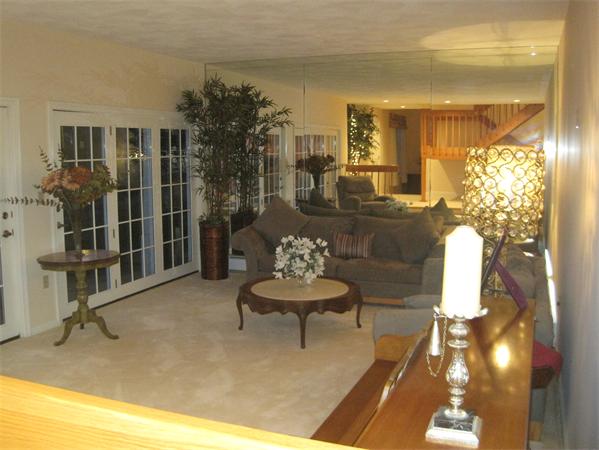 6 Pillings Pond Road Lynnfield, MA 01940 - Photo 6 of 20 Gallery Image 6