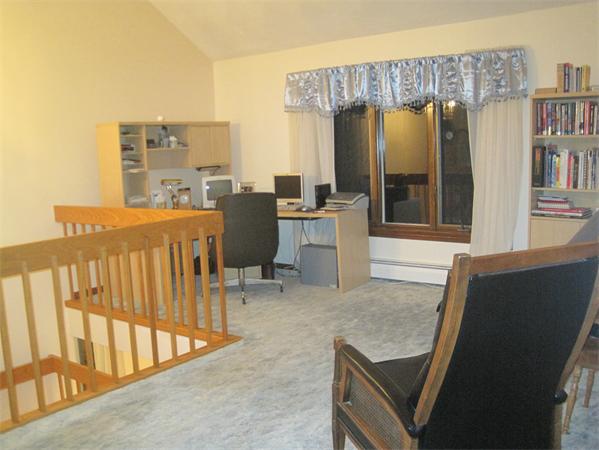 6 Pillings Pond Road Lynnfield, MA 01940 - Photo 10 of 20 Gallery Image 10