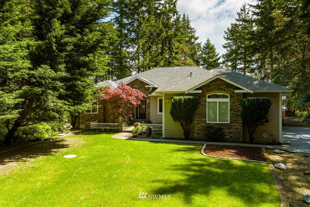 134 North Pheasant Run Road Coupeville, WA 98239 - Photo 3 of 40 Gallery Image 3