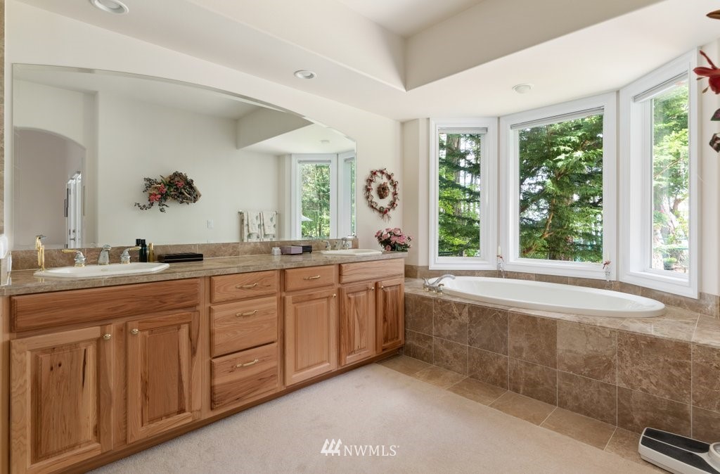 134 North Pheasant Run Road Coupeville, WA 98239 - Photo 23 of 40 Gallery Image 23
