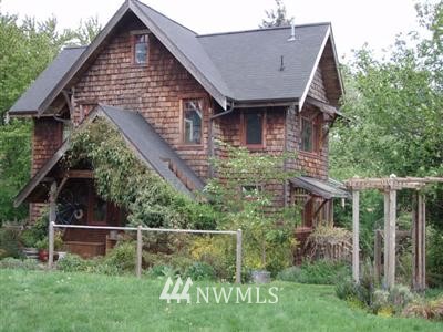 10421 Southwest Bank Road, Unit 19 Vashon, WA 98070 - Photo 1 of 1 Gallery Image 1