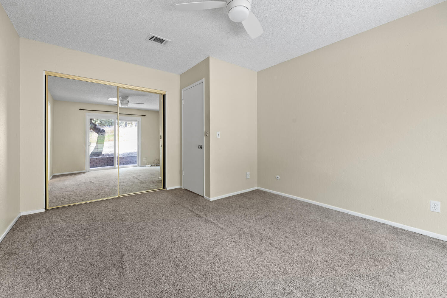40707 Crystal Drive Three Rivers, CA 93271 - Photo 11 of 26 Master Br.