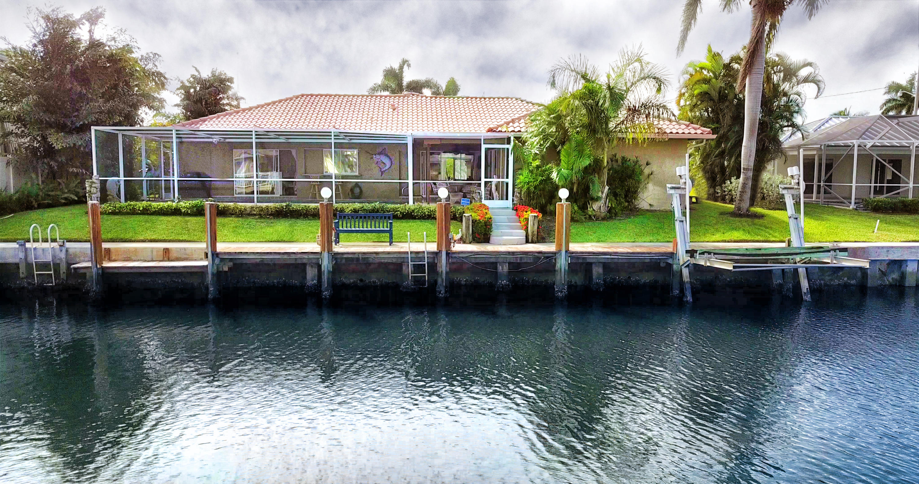 799 Forsyth Street Boca Raton, FL 33487 - Photo 2 of 25 back straight