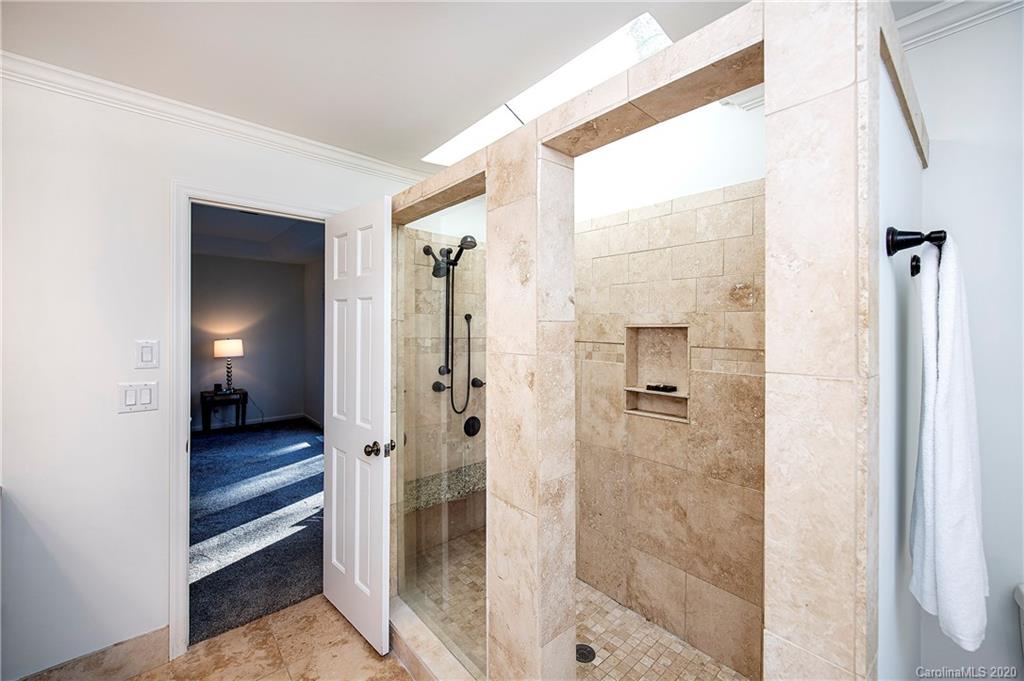 5 Commodore Point Road Lake Wylie, SC 29710 - Photo 20 of 48 Gallery Image 20