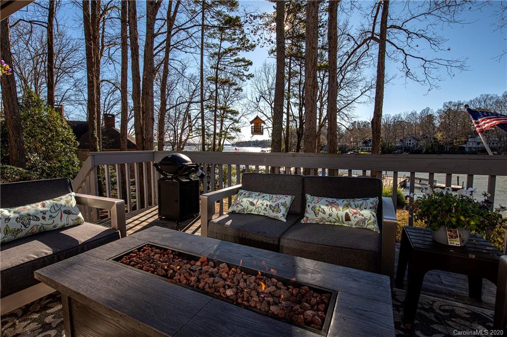 5 Commodore Point Road Lake Wylie, SC 29710 - Photo 26 of 48 Gallery Image 26