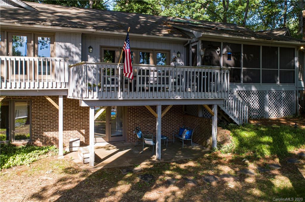 5 Commodore Point Road Lake Wylie, SC 29710 - Photo 29 of 48 Gallery Image 29