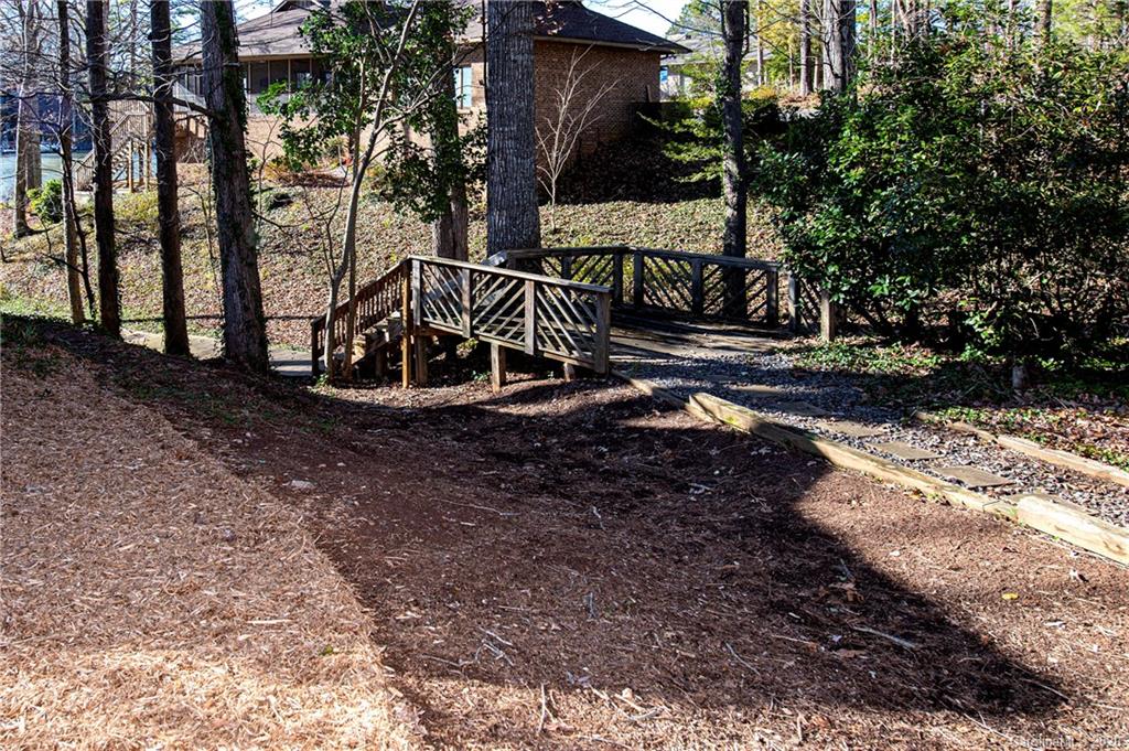 5 Commodore Point Road Lake Wylie, SC 29710 - Photo 30 of 48 Gallery Image 30
