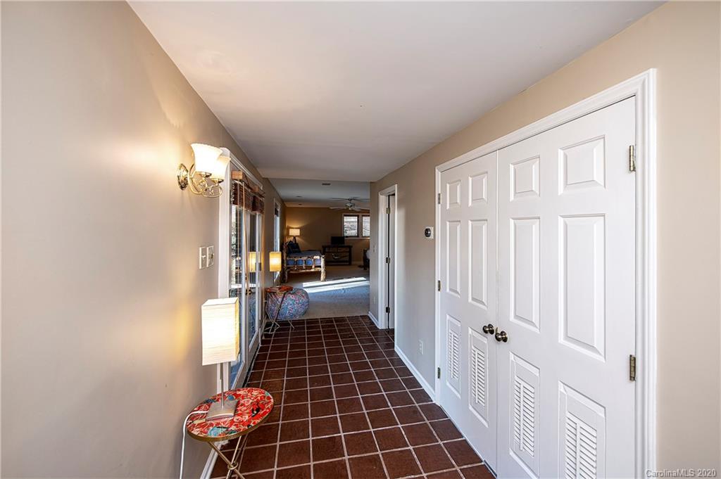 5 Commodore Point Road Lake Wylie, SC 29710 - Photo 31 of 48 Gallery Image 31
