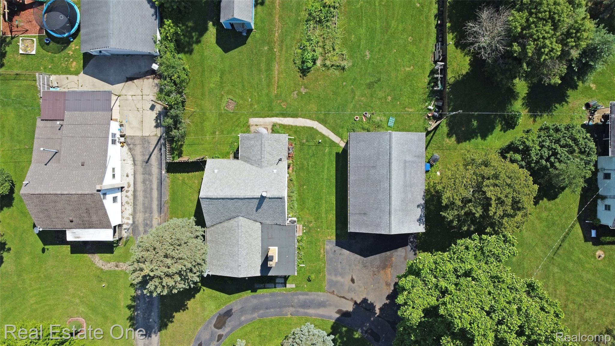 4321 Howe Road Grand Blanc, MI 48439 - Photo 29 of 40 40) Birdseye View.jpg