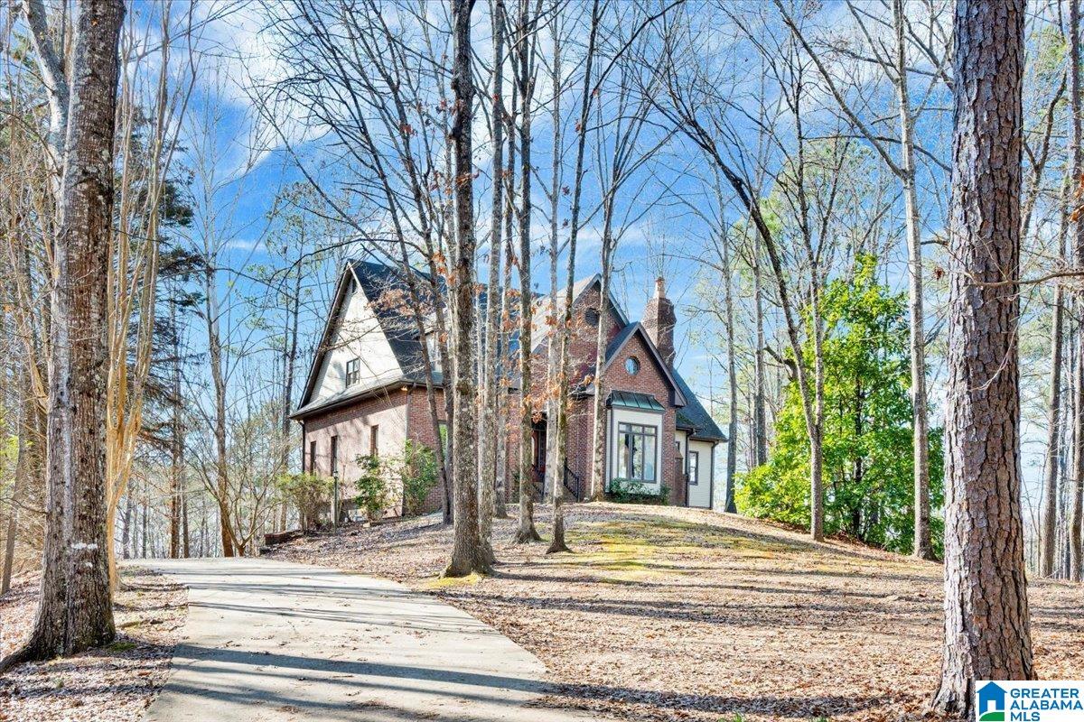 109 Hunset Mill Lane Pelham, AL 35124 - Photo 3 of 58