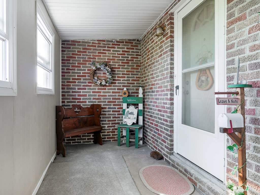 9534 Miller Road Churubusco, IN 46723 - Photo 11 of 34