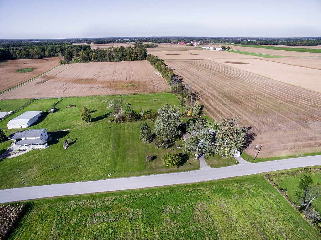 9534 Miller Road Churubusco, IN 46723 - Photo 10 of 34