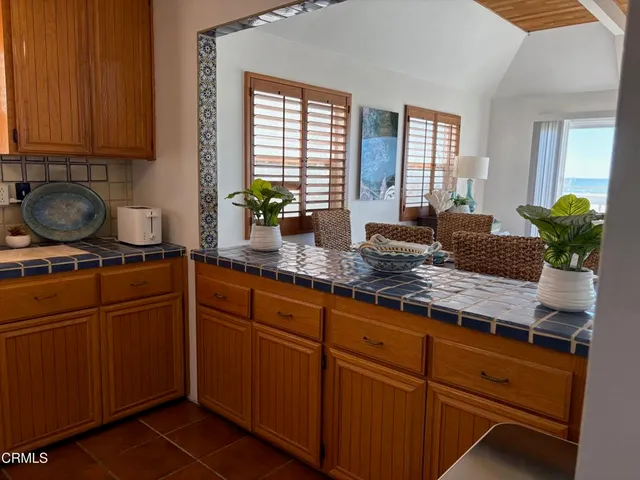 $3,600 | 4027 Ocean Drive, Oxnard, CA 93035