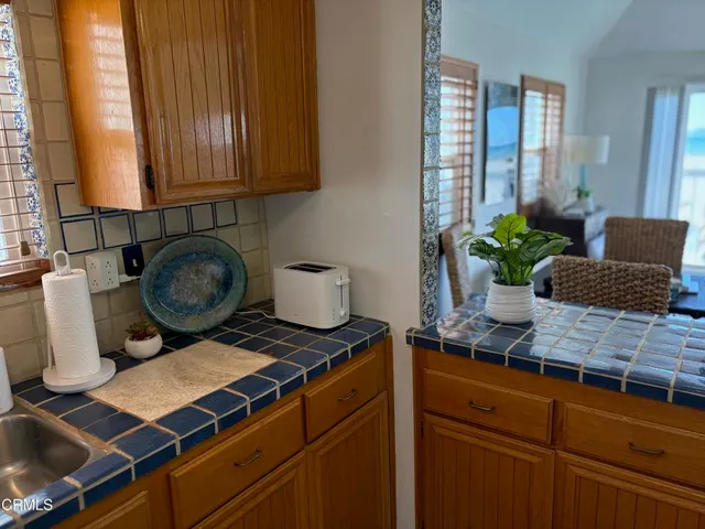 $3,600 | 4027 Ocean Drive, Oxnard, CA 93035