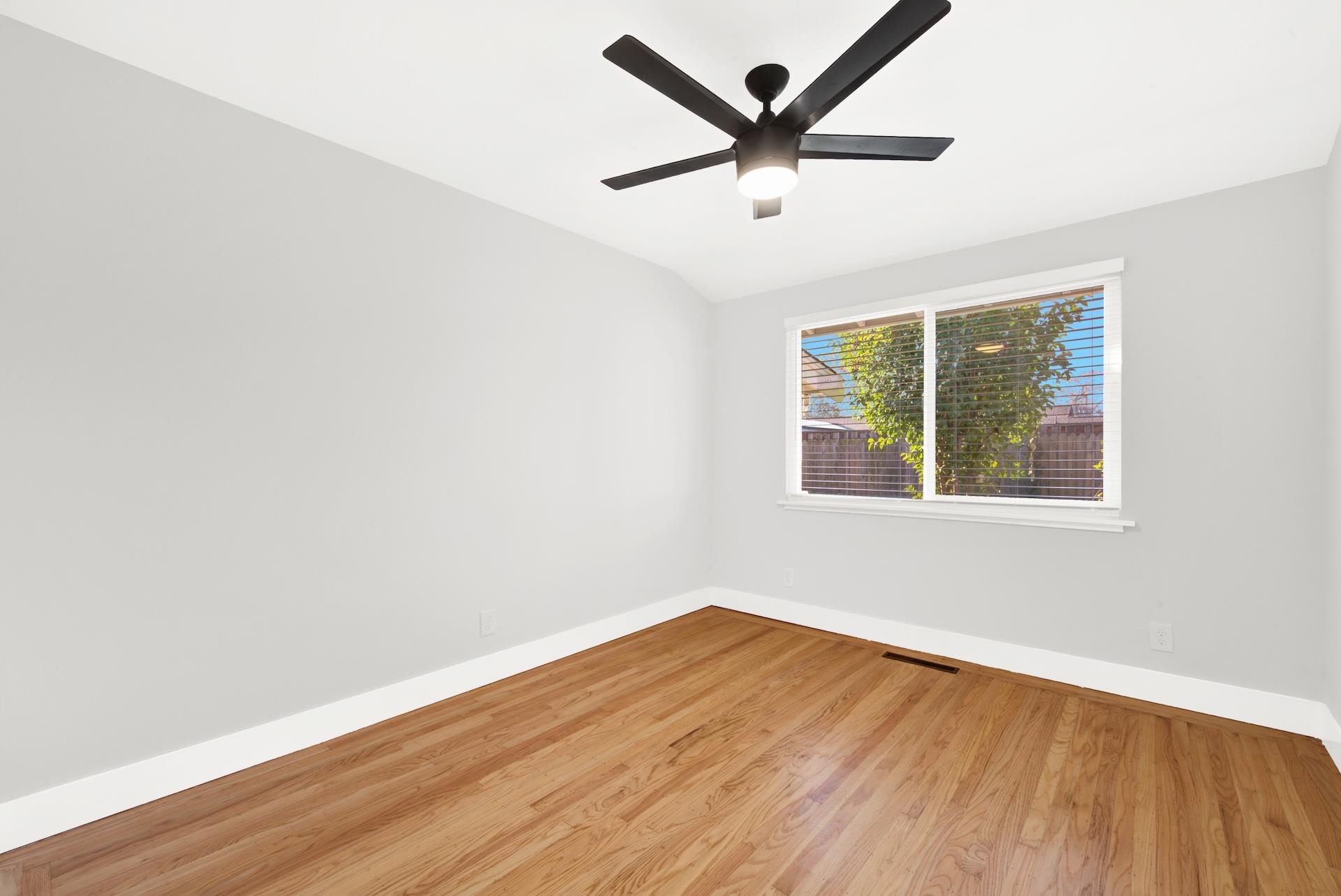 3690 Cowell Road Concord, CA 94518 - Photo 19 of 36