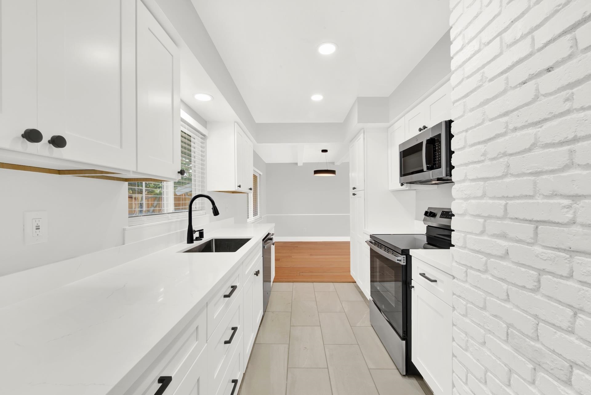 3690 Cowell Road Concord, CA 94518 - Photo 4 of 36