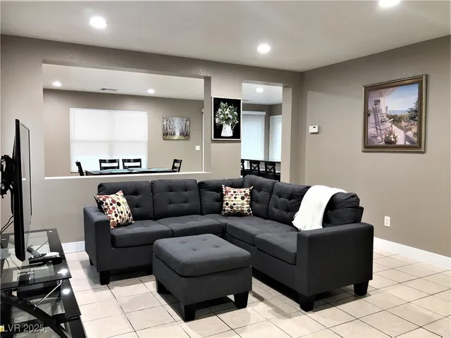 $4,300 | Undisclosed Address, Las Vegas, NV 89118