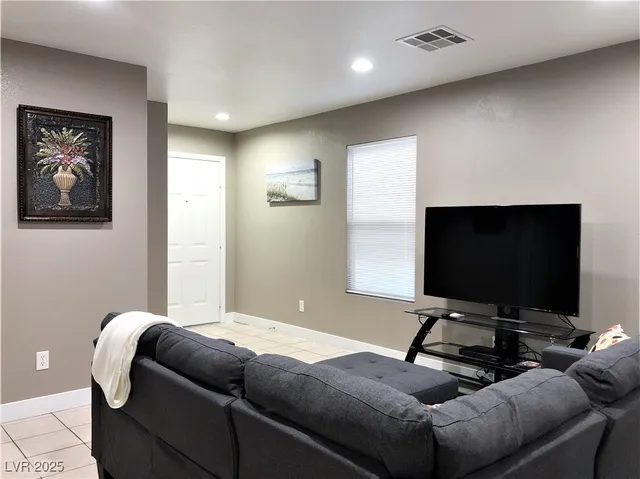 $4,300 | Undisclosed Address, Las Vegas, NV 89118