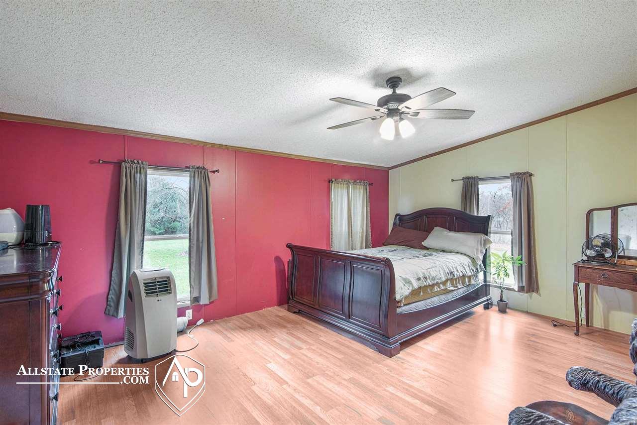 7325 North State Road Davison, MI 48423 - Photo 8 of 23