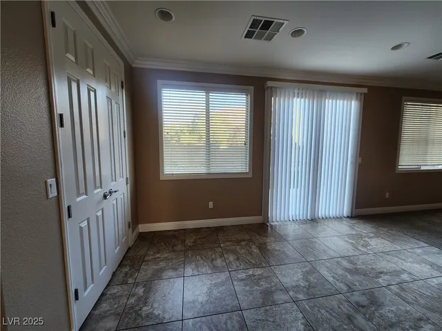 $2,850 | 7426 Matilda Street, Las Vegas, NV 89113