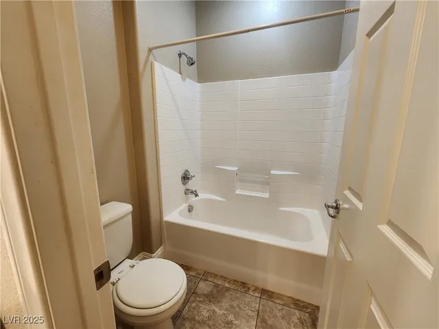 $2,850 | 7426 Matilda Street, Las Vegas, NV 89113