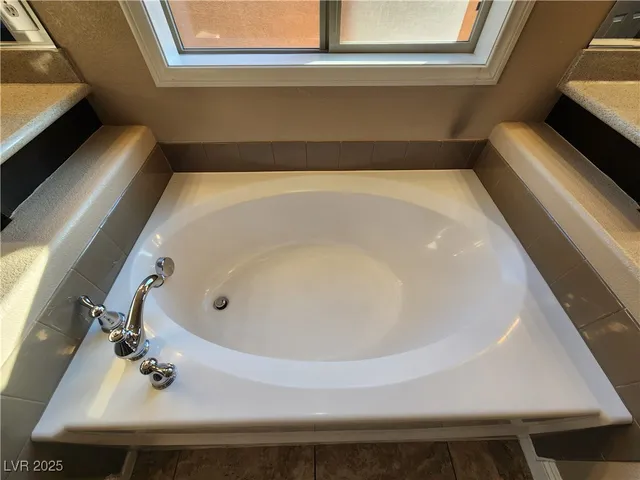 $2,850 | 7426 Matilda Street, Las Vegas, NV 89113