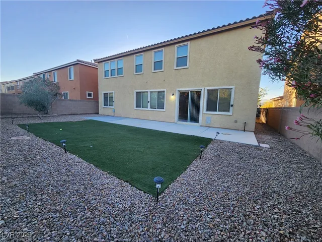 $2,850 | 7426 Matilda Street, Las Vegas, NV 89113