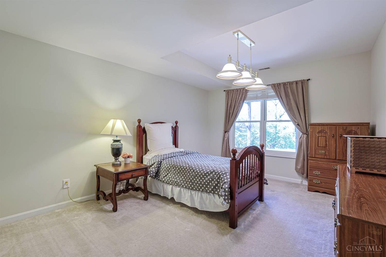 4725 Miami Road Cincinnati, OH 45243 - Photo 43 of 83