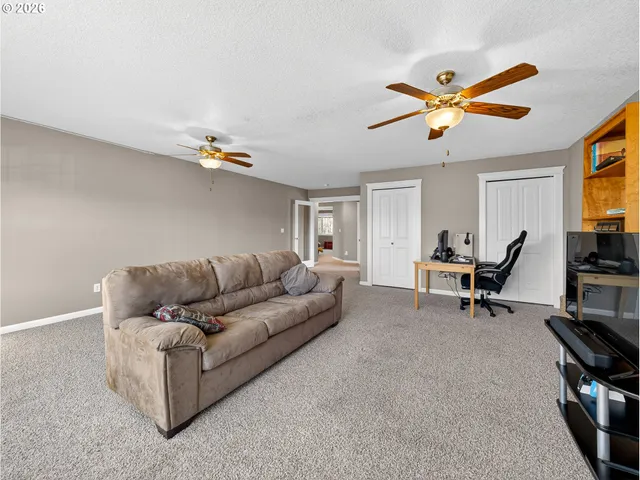 $589,900 | 633 June Drive, Molalla, OR 97038