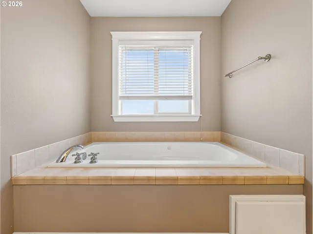 $589,900 | 633 June Drive, Molalla, OR 97038