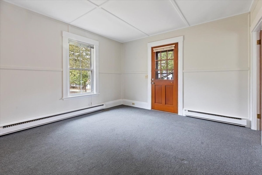 86 Dodges Row Wenham, MA 01984 - Photo 37 of 40 an empty room with windows