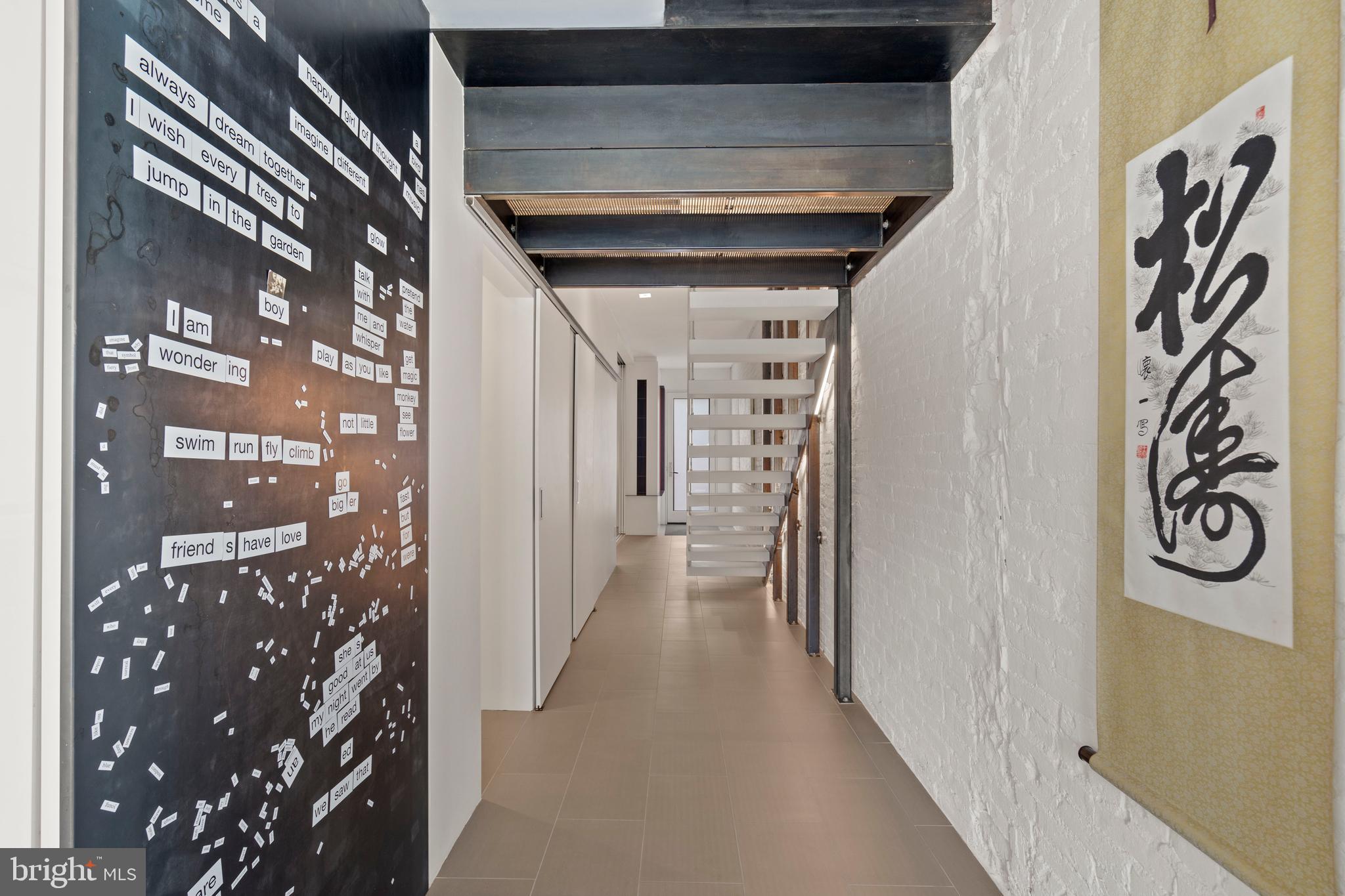 633 E Street Southeast Washington, DC 20003 - Photo 18 of 52 a view of a entryway