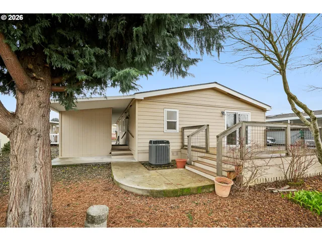 a house view with a outdoor space