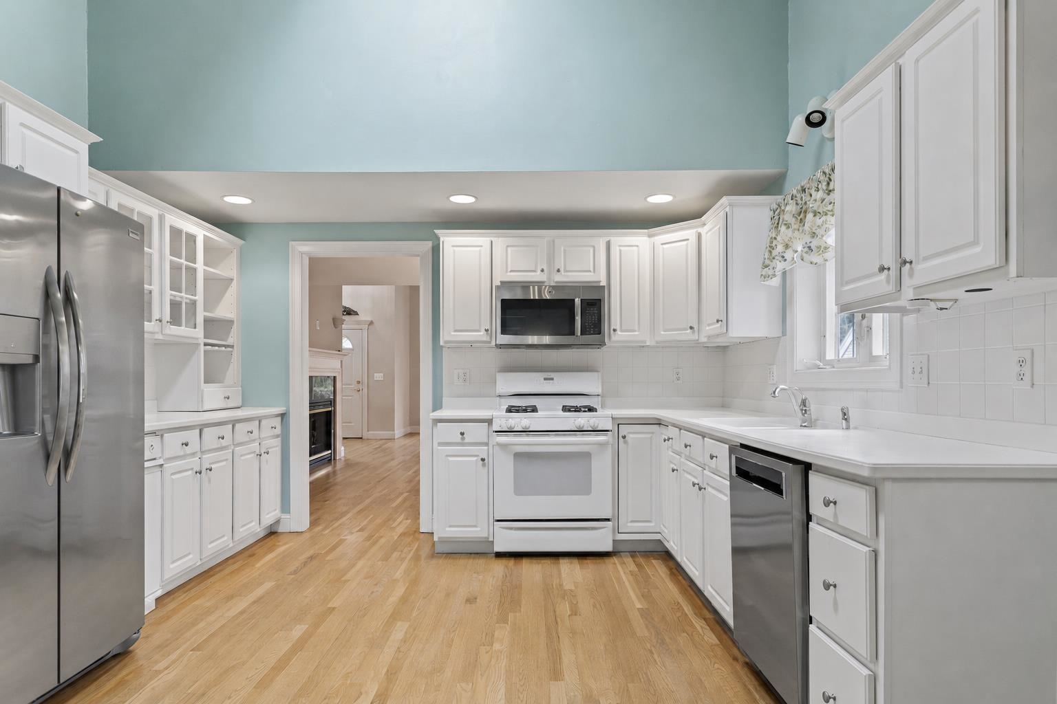 63 Hampton Meadows Hampton, NH 03842 - Photo 12 of 55 Gallery Image 12