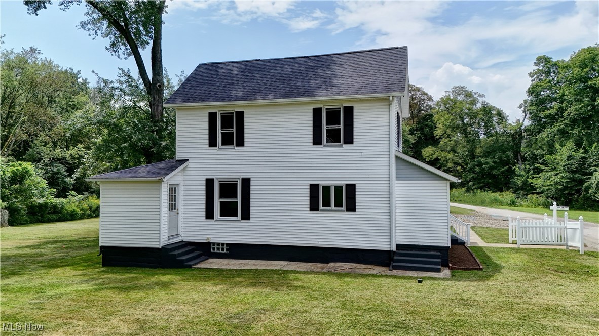 6865 Mill Road Northwest Dundee, OH 44624 - Photo 4 of 39 Gallery Image 4