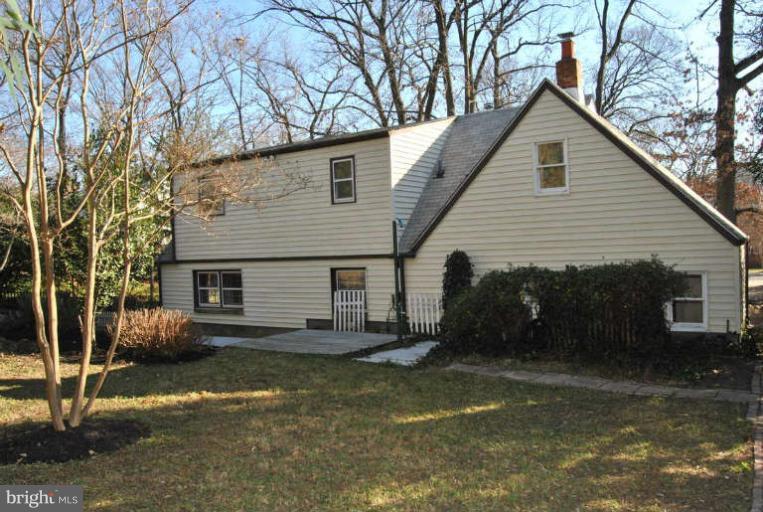 9348 Worrell Avenue Lanham, MD 20706 - Photo 2 of 30 Back Exterior