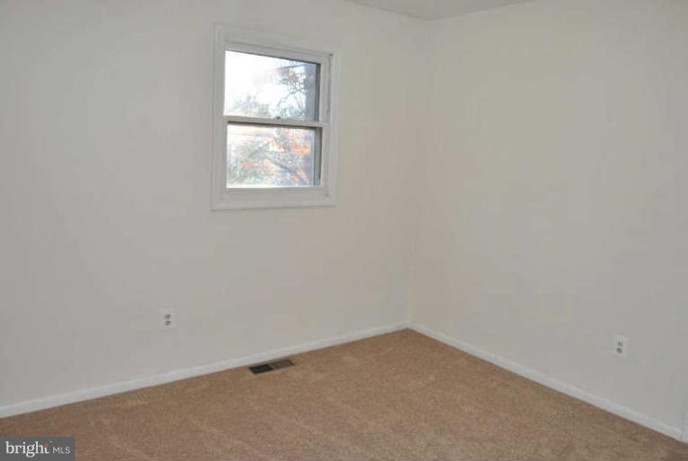 9348 Worrell Avenue Lanham, MD 20706 - Photo 28 of 30 Bedroom #2