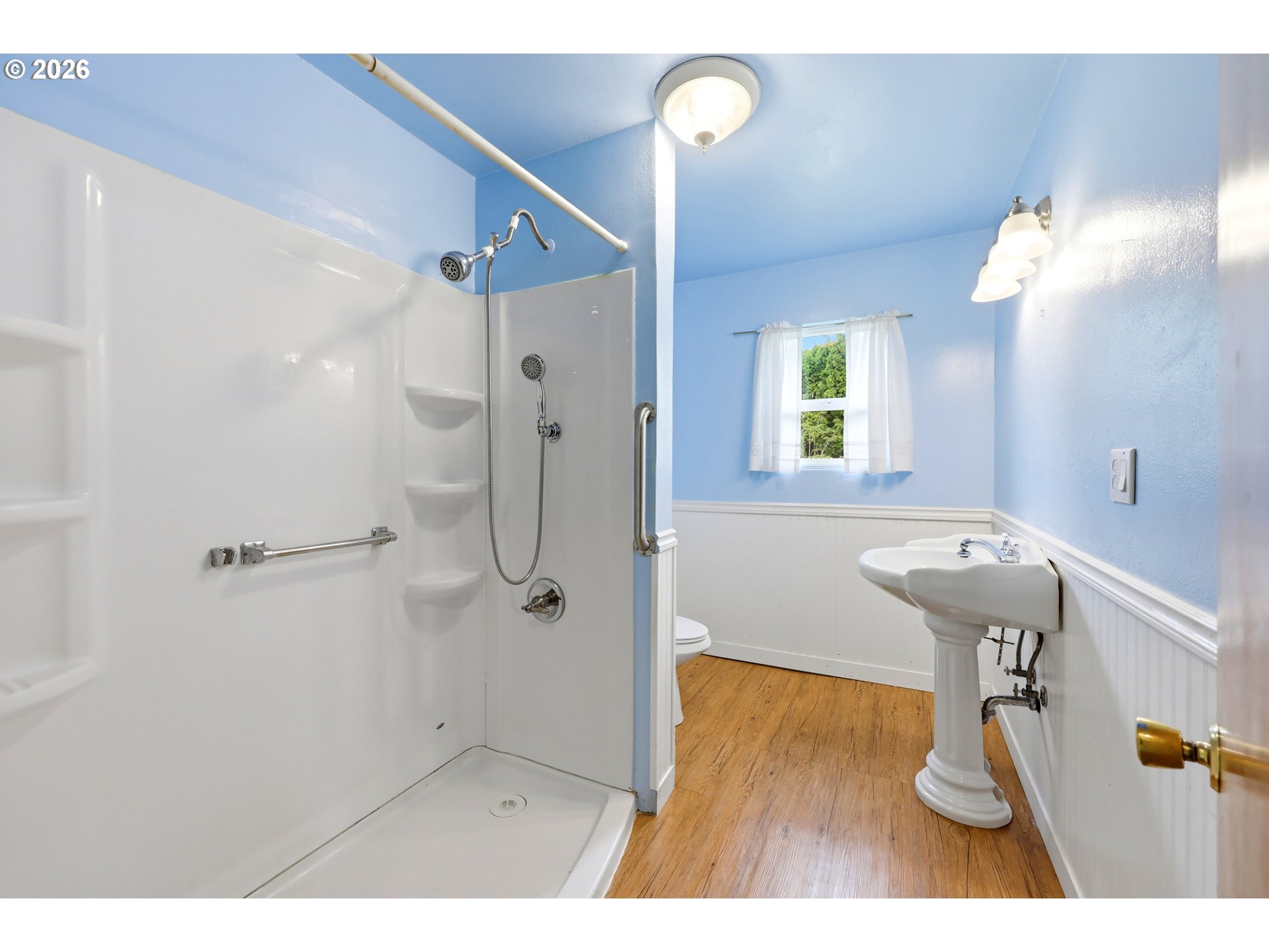 18121 Southeast Langensand Road Sandy, OR 97055 - Photo 12 of 28 Bathroom