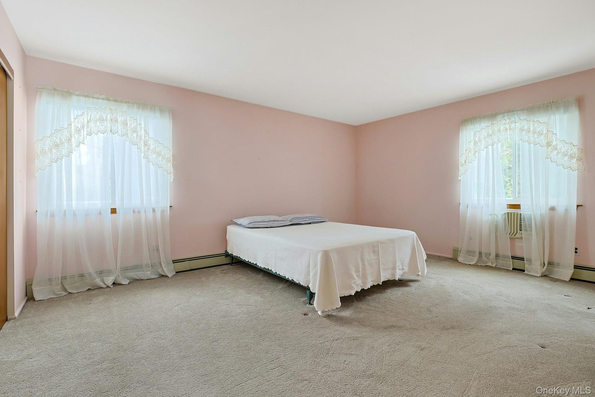 186 Rutledge Avenue Hawthorne, NY 10532 - Photo 15 of 38 Primary Bedroom