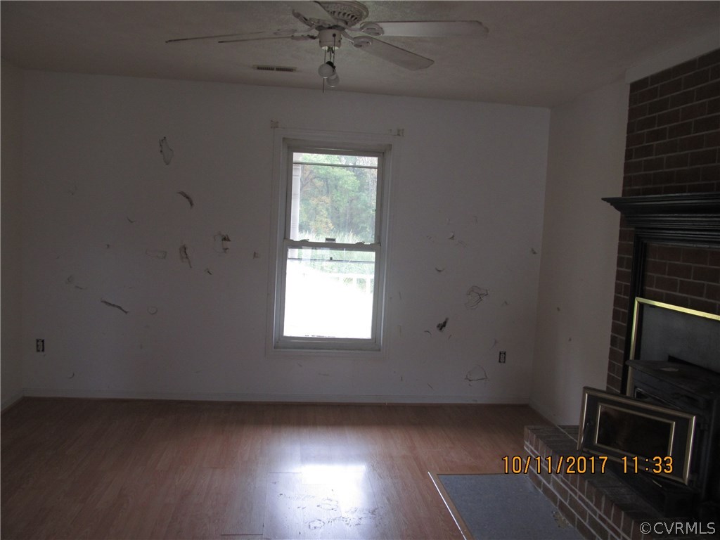 32342 Mt Gideon Road Hanover, VA 23069 - Photo 9 of 31 Gallery Image 9