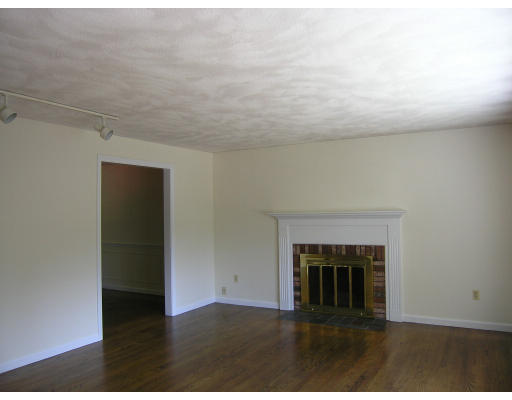 96 Washburn Avenue Wellesley, MA 02481 - Photo 13 of 14