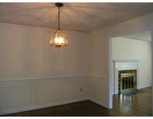 96 Washburn Avenue Wellesley, MA 02481 - Photo 2 of 14