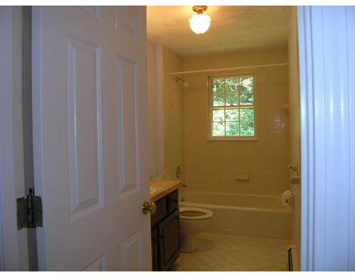 96 Washburn Avenue Wellesley, MA 02481 - Photo 4 of 14