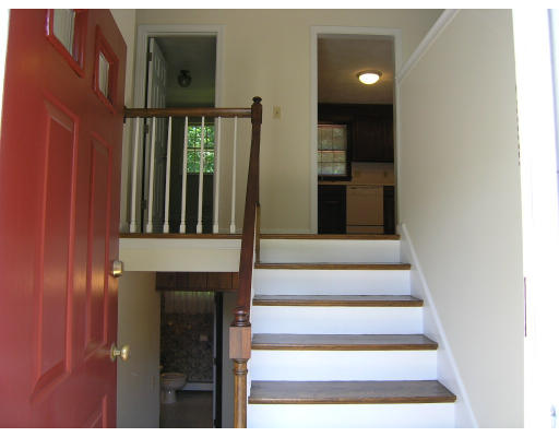 96 Washburn Avenue Wellesley, MA 02481 - Photo 7 of 14